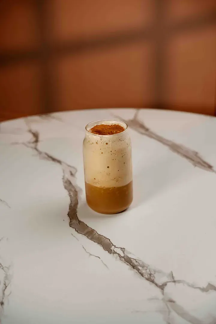Frappuccino Natural: Frío, cremoso y con mucho café.
