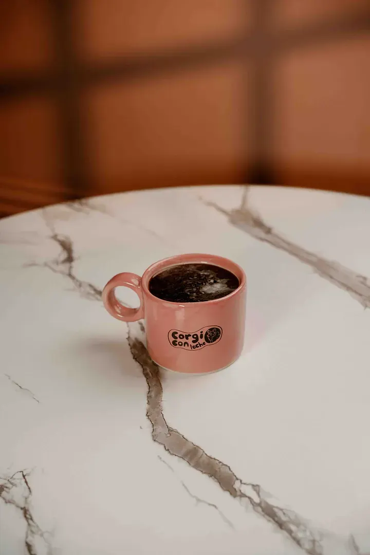 Café de Olla: Café con piloncillo y canela, como en casa.